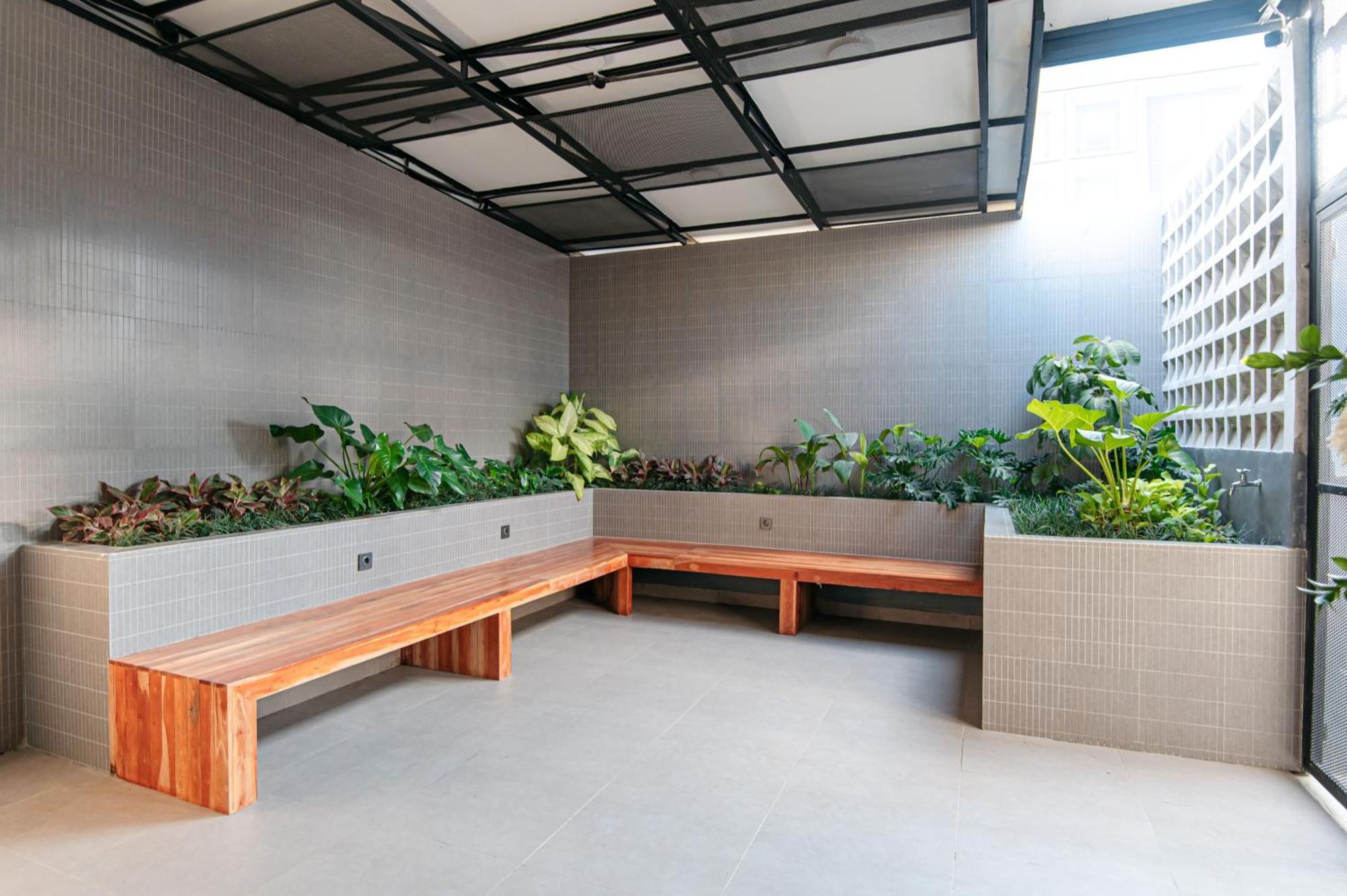 True Blue Hotel Menteng Jacarta Exterior foto